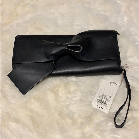 a new day Handbags - Black Knot Clutch